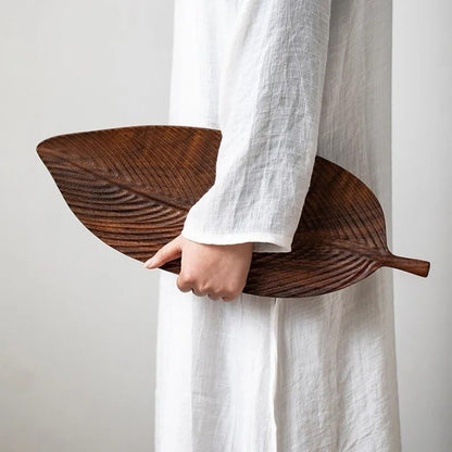 VERDANT LEAF WOODEN SERVING TRAY