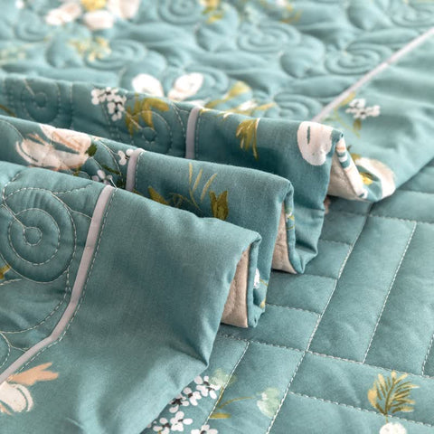 Blooming Floral Pure Cotton Quilted Bedding 5