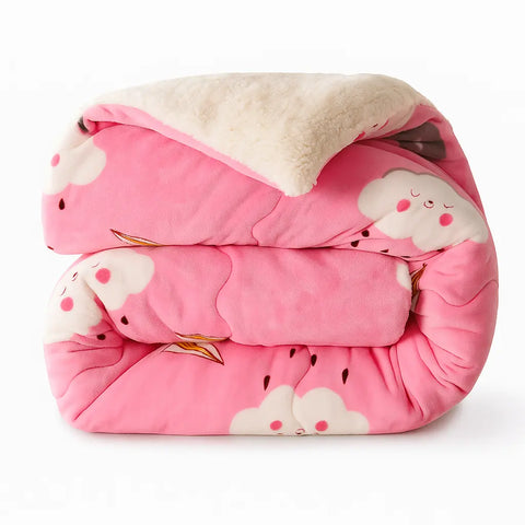 Domisana Pink blanket with cloud pattern on a white background