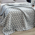 Geometric Triangle Print Cotton Muslin Quilt 2