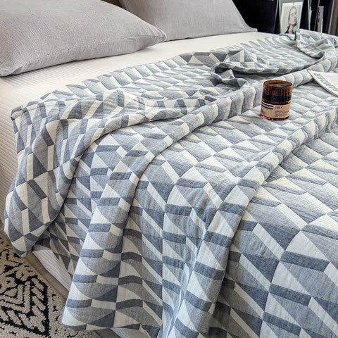 Geometric Triangle Print Cotton Muslin Quilt 3