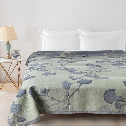 Ginkgo Leaf Cotton Gauze Reversible Quilt 1