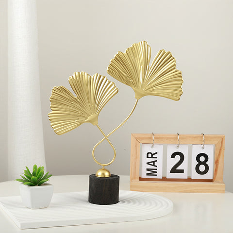 Golden Ginkgo Leaf Table Decor