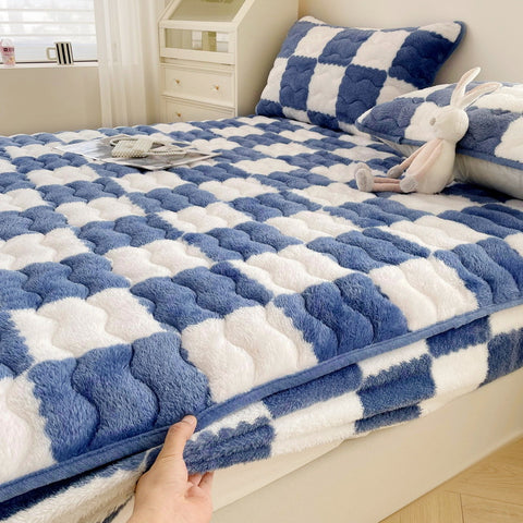 Milk Velvet Checkered Bedding