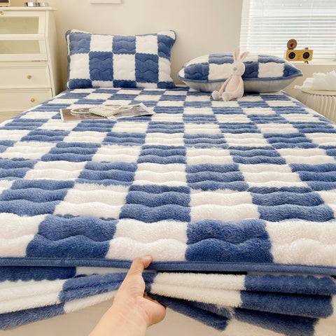 Milk Velvet Checkered Bedding