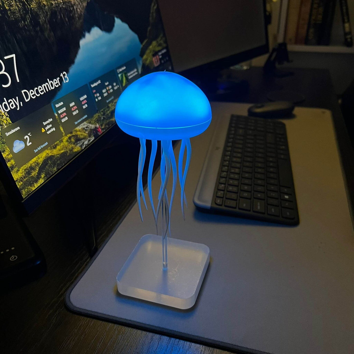 JELLYGLOW MOTION LAMP