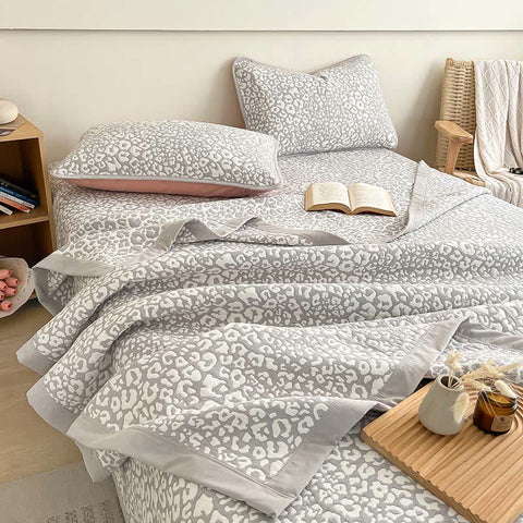 Leopard Print Quilt Bedding Set