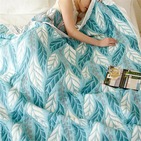 Lush Leaf Bamboo Fiber Breathable Quilt 4