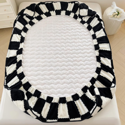 Milk Velvet Checkered Bedding