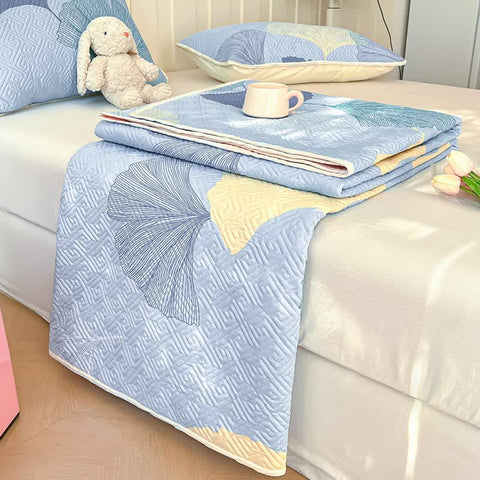 Blue Ginkgo Leaf Cotton Quilt Set