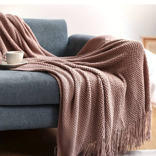 KNITTED THROW BLANKET