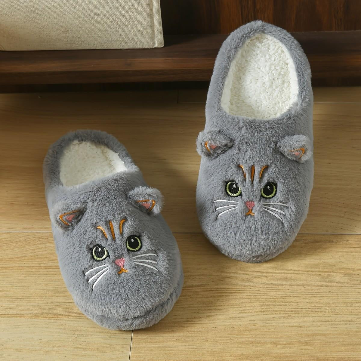 CAT PLUSH SLIPPERS