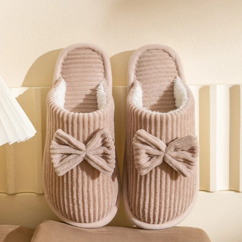 NORDIC-BOW PLUSH SLIPPERS