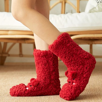 BEARLY COZY SOCKS