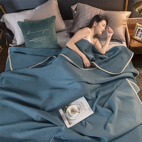 Bentley Blue Ice Silk Summer Quilt