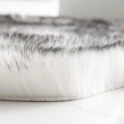 PREMIUM FAUX SHEEPSKIN RUG