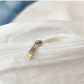  High-quality zipper detail on cotton duvet cover