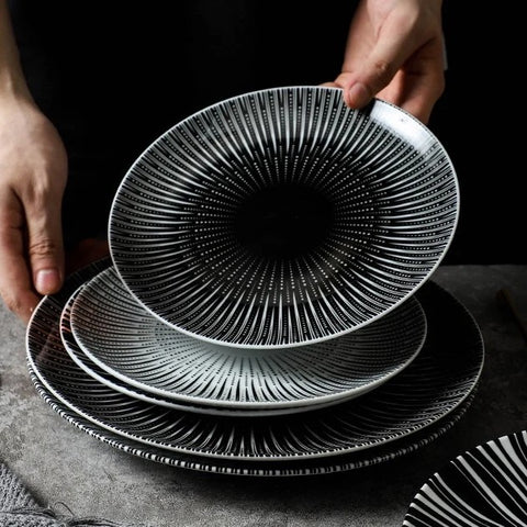 Tokyo Linear Porcelain Plate