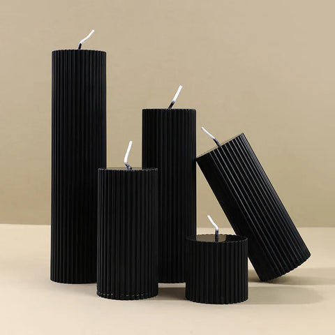 Noir Ribbed Black Candle