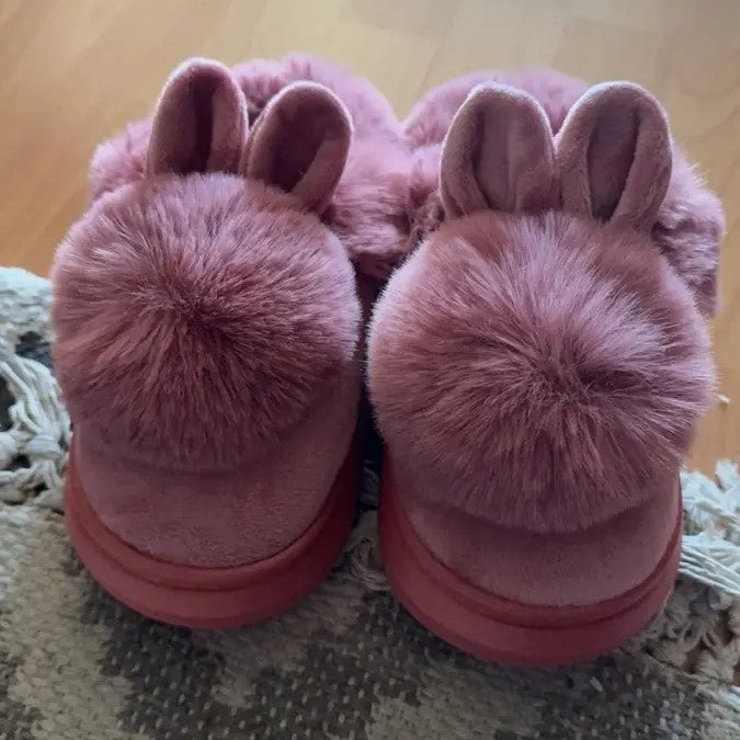 <p><strong>Trusted by 12,000+ Women Who Crave Comfort</strong></p>