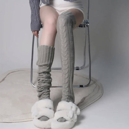 KNITTED OVER-KNEE SOCKS