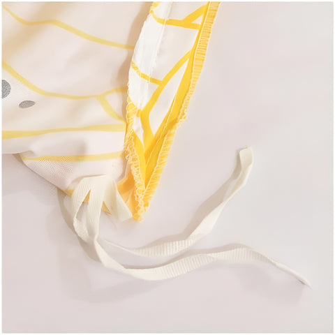 Corner tie detail on floral microfiber duvet cover – keeps duvet in place
