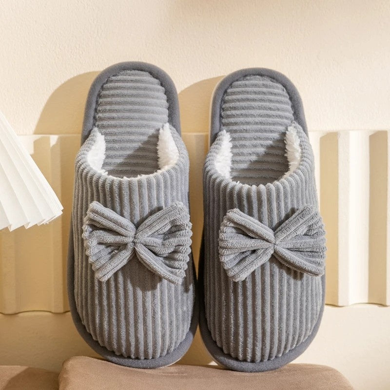 NORDIC-BOW PLUSH SLIPPERS