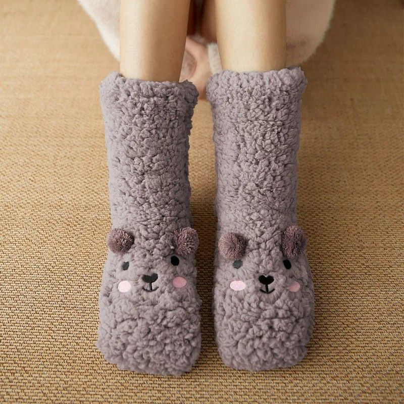 BEARLY COZY SOCKS