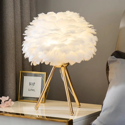 FLORIENNE FEATHER TABLE LAMP