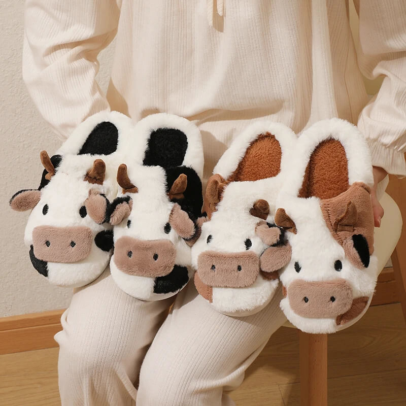 MOOSNUG COZY SLIPPERS