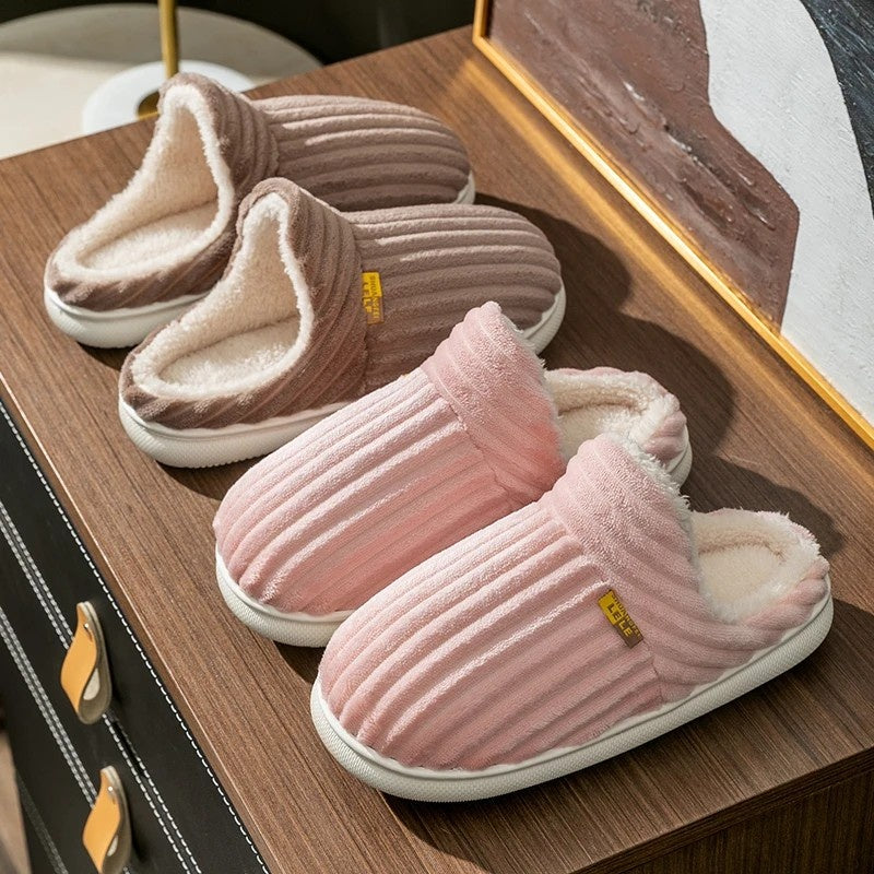 COZERO PLUSH SLIPPERS