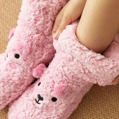 BEARLY COZY SOCKS