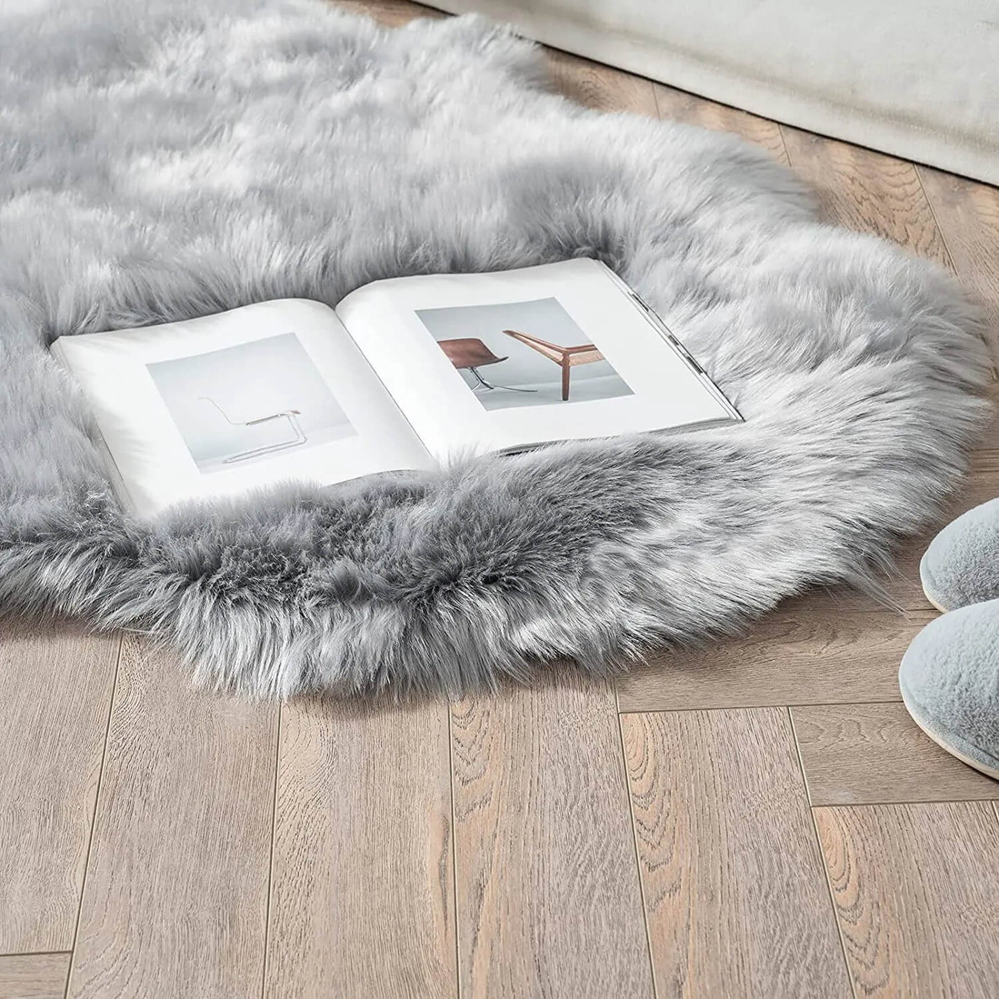 PREMIUM FAUX SHEEPSKIN RUG