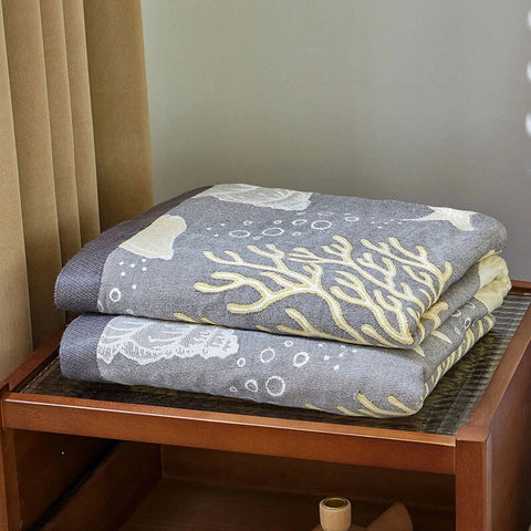 Double-Sided Throw Blanket - Starfish & Bubbles