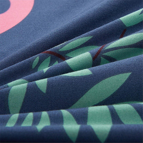 Soft microfiber fabric with tropical leaf and flamingo print on duvet cover