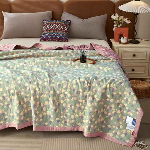 Three-layer vine leaf quilt for bed or couch cover use