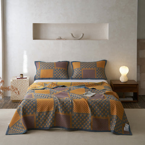Modern bedroom featuring vintage-style breathable cotton quilt