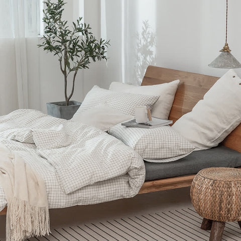 White Checkered Bedding Set with Cozy Throw on Modern Bed – Neutral Dorm Room Bedding for All Seasons